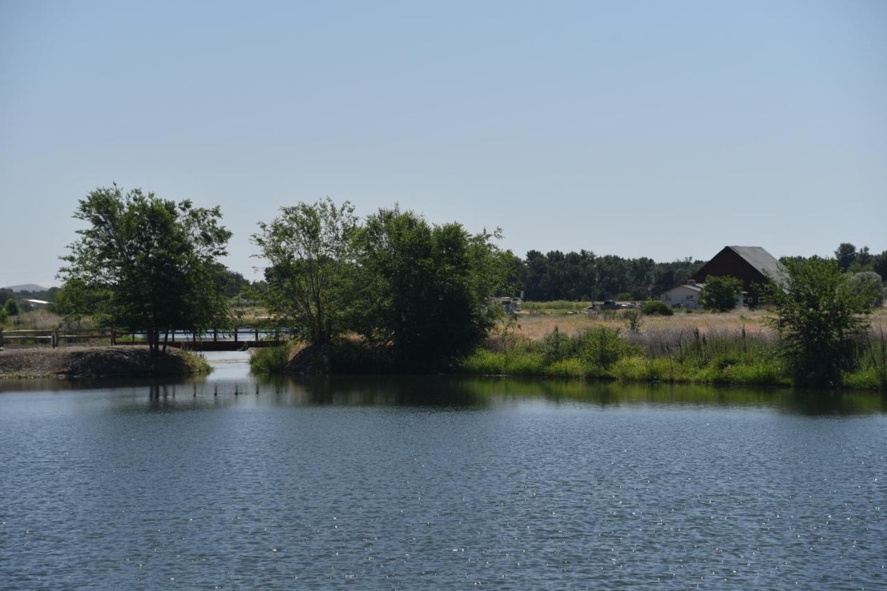 Zillah Lakes Inn Zewnętrze zdjęcie